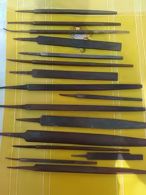 Pile diferite marimi