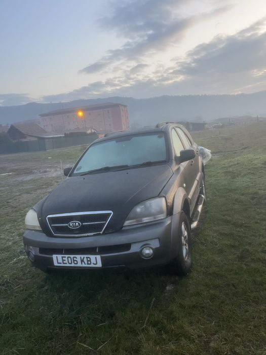 Vand kia sau schimb cu duba