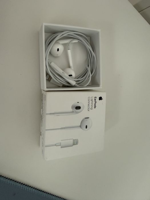 Vand casti Apple originale lightning