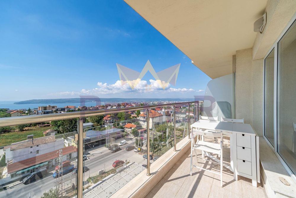 Дава се под наем Двустаен апартамент в Варна, Бриз - 70 кв.м за 561 € - Снимка #7