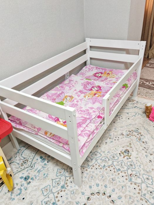 Срочно продам кроватку