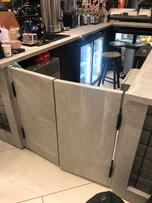 vand insula cafenea ,mall