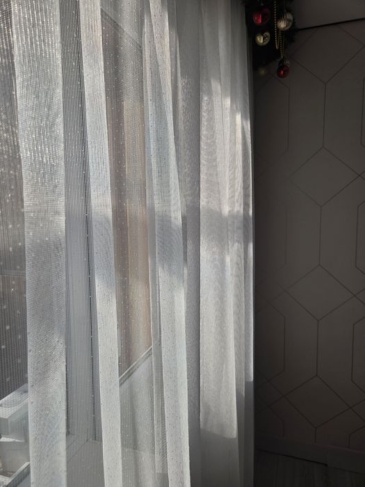 Тюль, 7 м.  Сетка. Не требует глажки