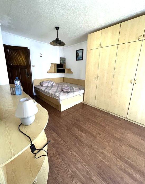 Дава се под наем Двустаен апартамент в Бургас, Възраждане - 56 кв.м за 331.5 € - Снимка #2