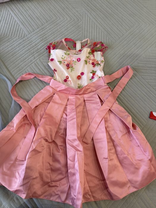 Продам детское платье
