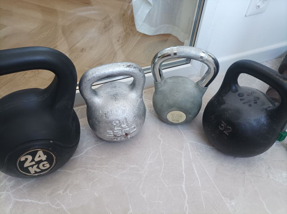 Гири четыре штуки