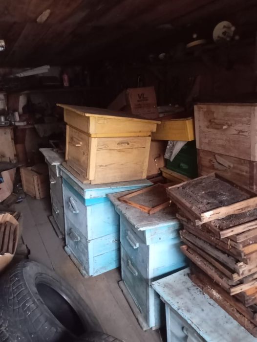Продам улья двухкорпусные.