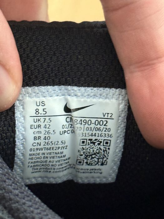 Обувки Nike Air Max 90 - Размер 42