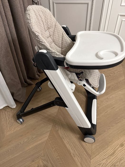 Стульчик для кормление Peg Perego