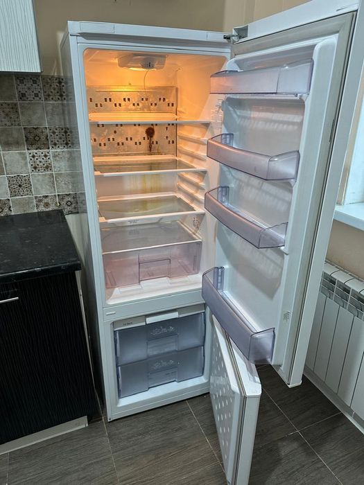 Холодильник за 15к тг