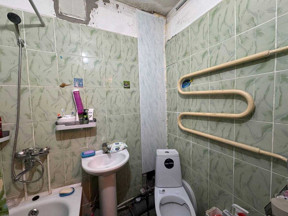 продам квартиру малосемейного типа КСК