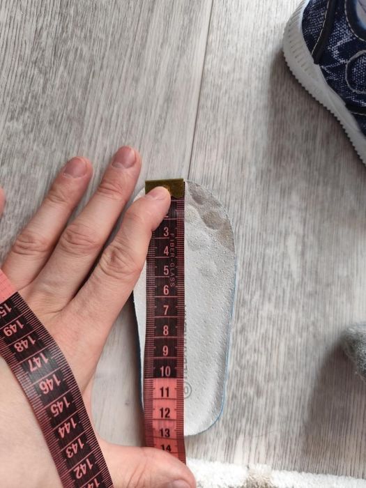 Сандали на малыша