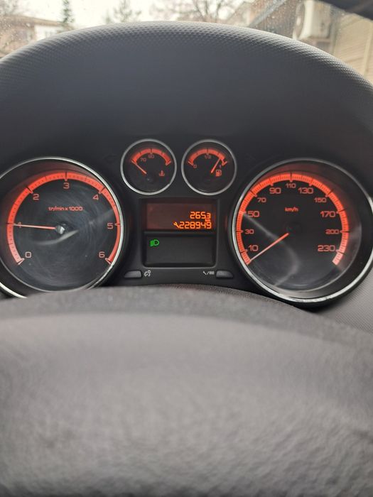 Пежо 308 1,6 НDI,2012г. на 230000км