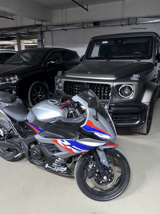 Электромотоцикл BMW S 1000 RR