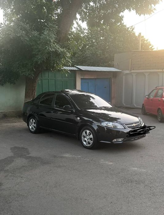 Жентра. gentra автомашина