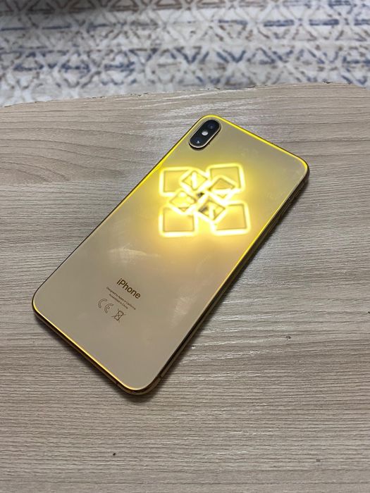 Продам Айфон хs max