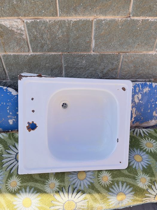 Продам умывальник + пьедестал (ножка)