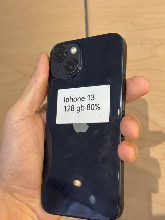 Продам iphone 13 128