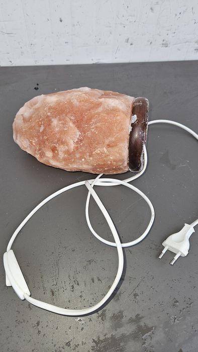 Lampă de sare cu bec led BIOVA (19 cm)