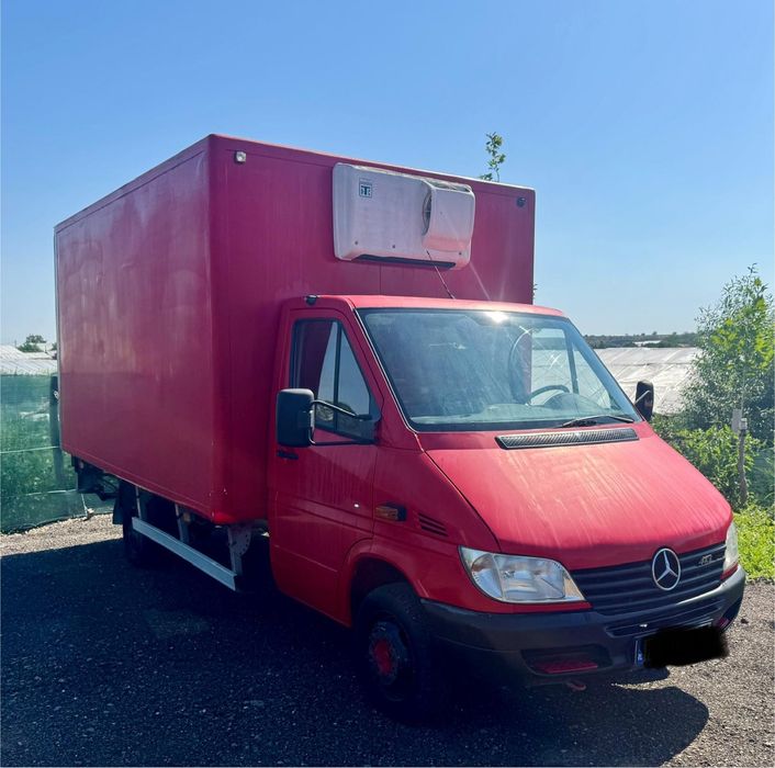 Dezmembrez Mercedes Sprinter 413 CDI punte dubla an 2004
