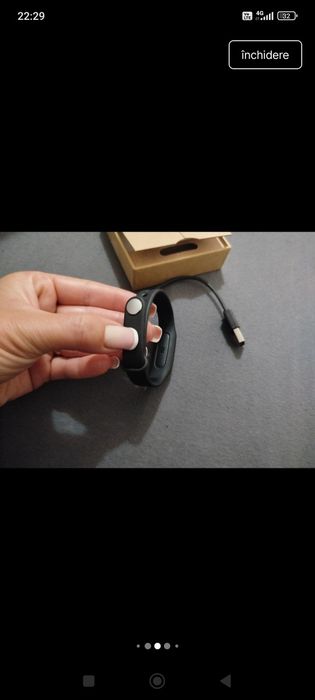 Brățară cu conectare la telefon nou nouta la cutie  desfăcută din cutie pt poze.