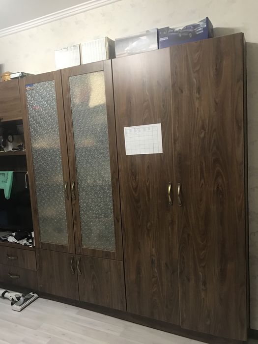 Шкаф в гостиную