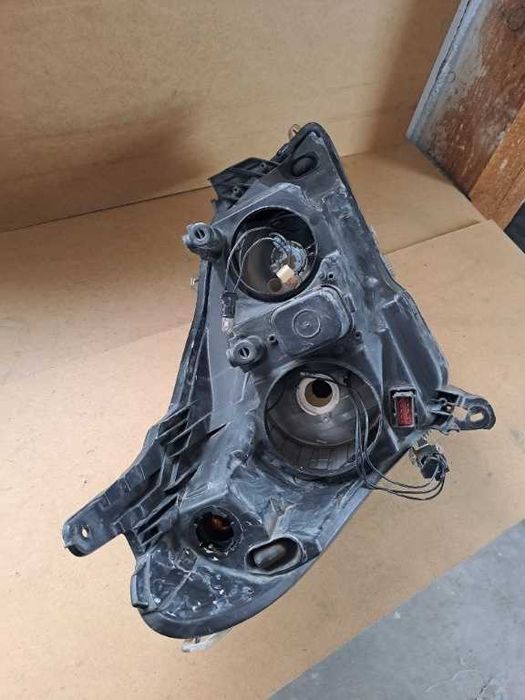 Far stanga Opel Astra H an 2003-2006