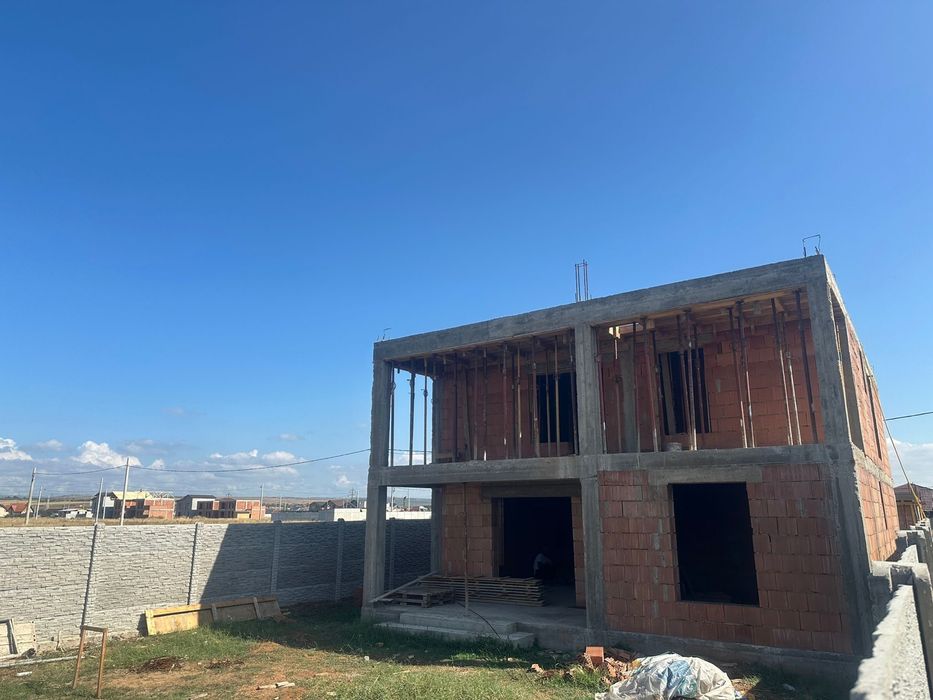 O UNITATE RAMASA!Cartier de case superb ! Plata si in rate stabilite !