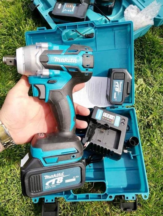 Aкумулаторен ударен импакт Makita 18V / 24V