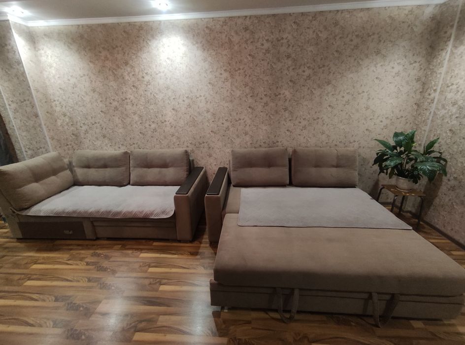 Продаю угловой диван