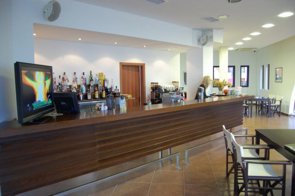 Продава се Двустаен апартамент в Ахелой - 85 кв.м за 594 €/кв.м - Снимка #18