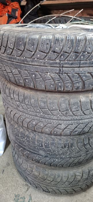 Продам зимнюю резину на 15