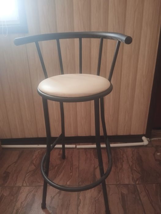 Барные стулья продам