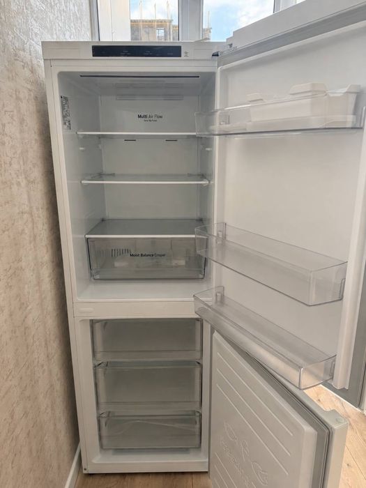 Новый холодильник LG
