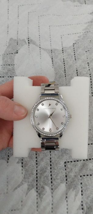 Дамски часовник сребрист