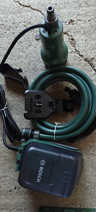 Pompa submersibila portativă Bosch 18 v