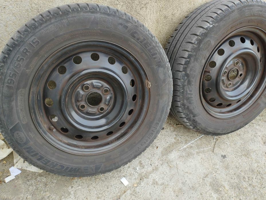 Гуми и джанти за Toyota corolla e12