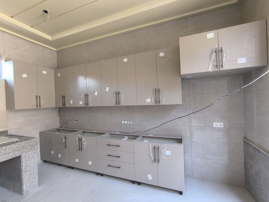 Oshxona mebeli buyurtma asosida qilib beramiz. Toshkent