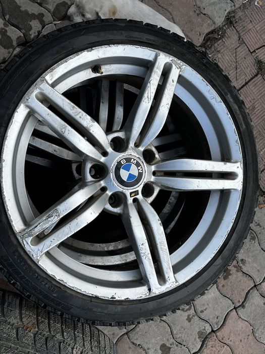 Продам диски бмв 18 радиус 8j