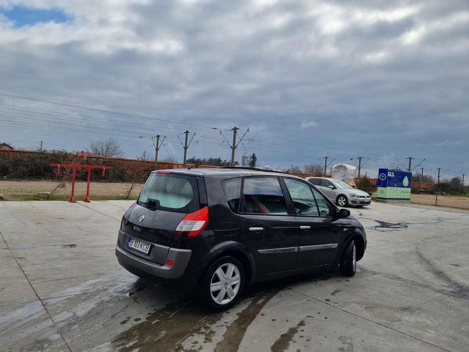 Vând Renault scenic !