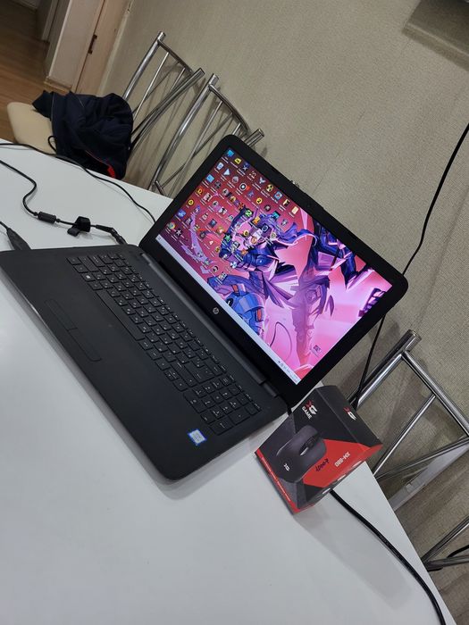 Современный ноутбук HP