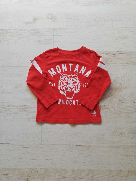 Дрехи, гащеризон за ски и др