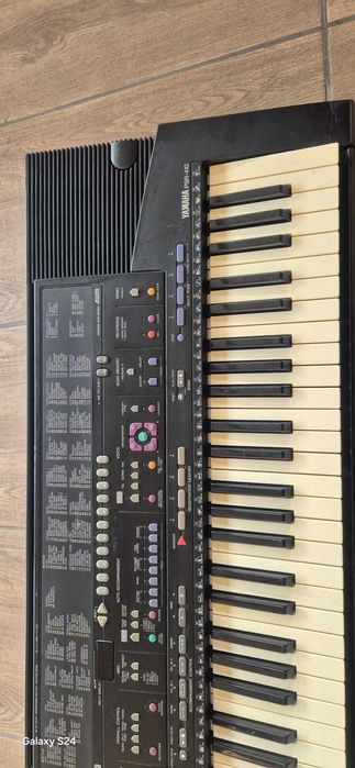 Orga Yamaha Psr-410