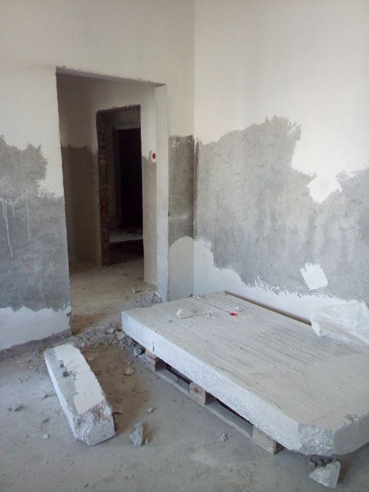 Beton plita kesish xizmati.