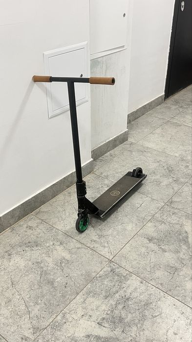 Продам трюковой самокат