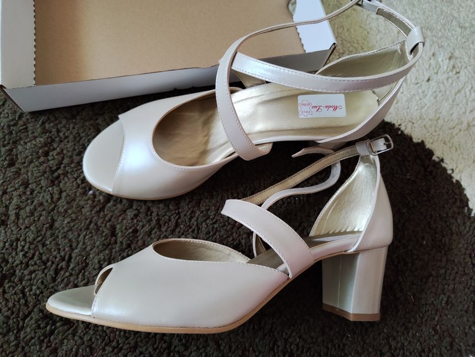 Sandale piele dama, mărimea 40