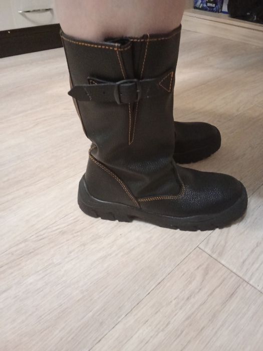 Продам новые кирзовые сапоги