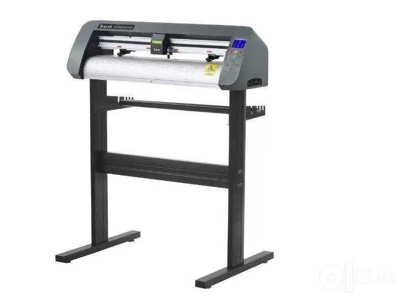 Plotter sotiladi, Teneth 740