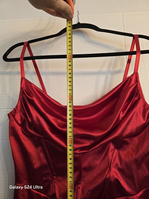 Червена дълга рокля Wall G