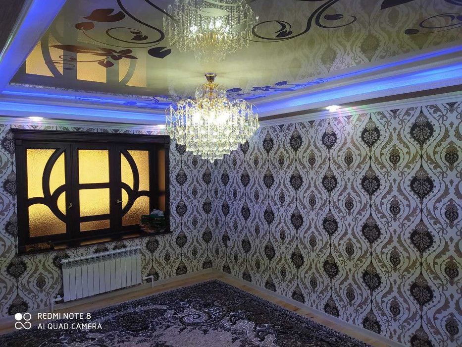 Квартира сотилади. Буюмлари билан сотилади. Нахт пулга келишамиз.